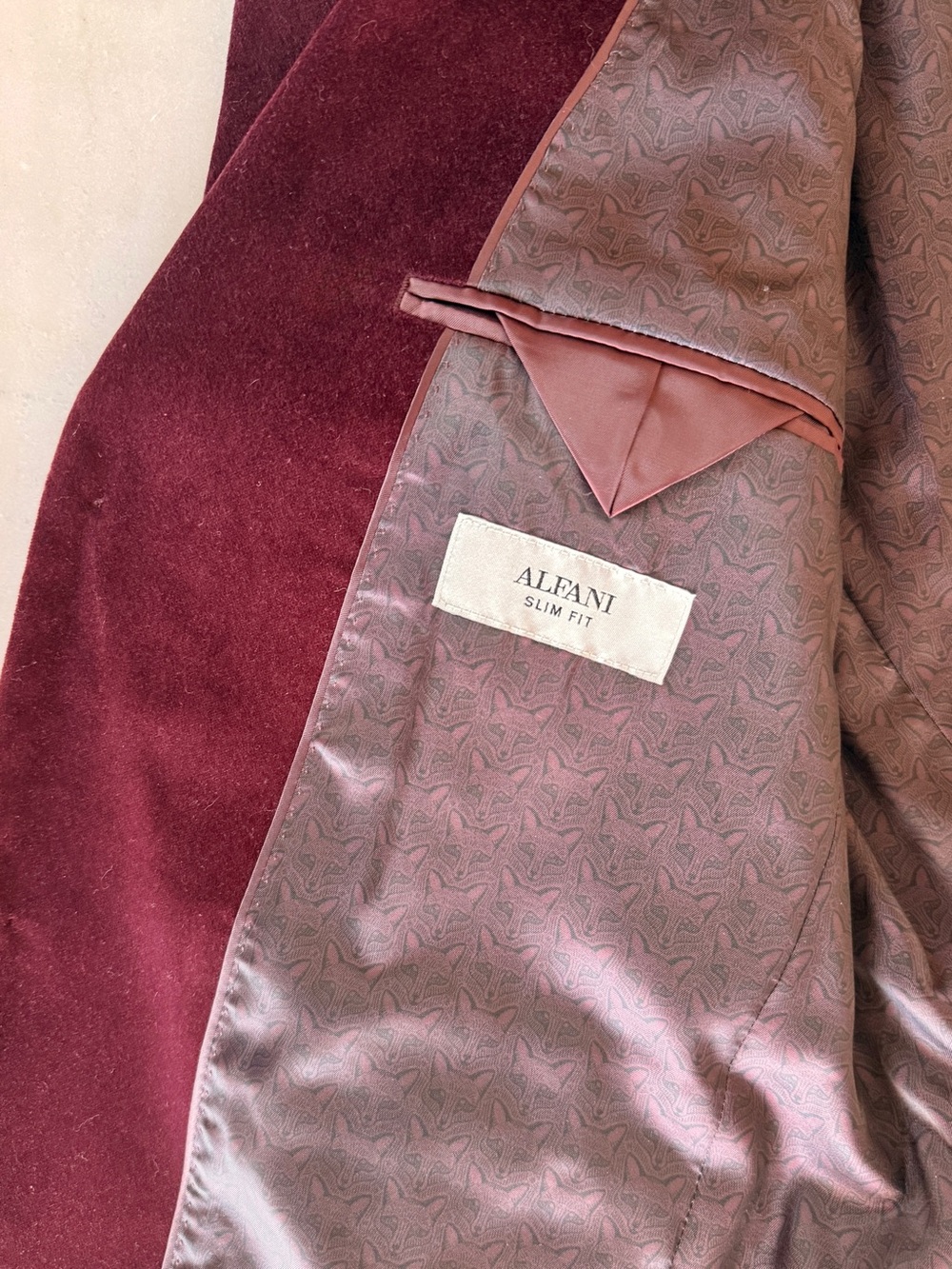 Alfani Men's Velvet Blazer in Burgundy - Picture 2 of 4